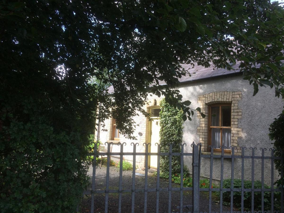 Country Garden House Holiday Homes 밸리머니 외부 사진